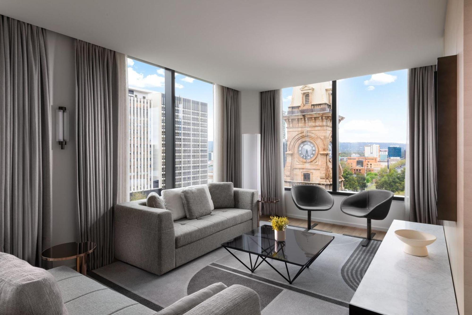 Clock Tower Suite with Lounge Access